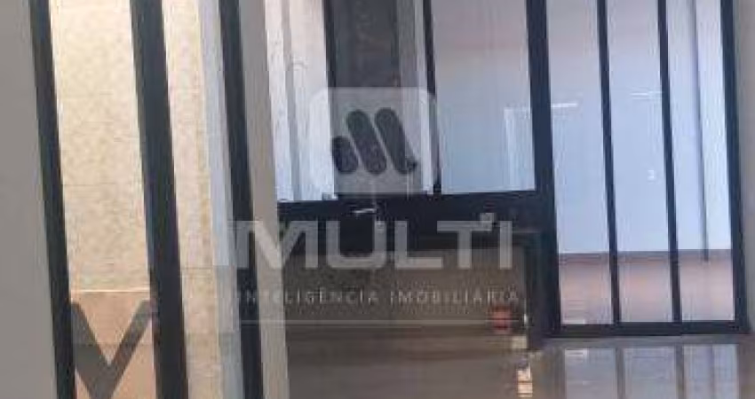 Casa com 3 quartos à venda em Granada, Uberlândia 