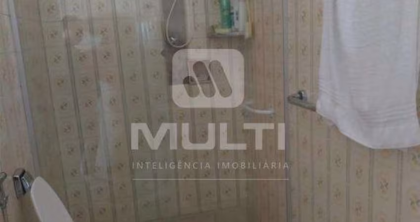 Casa com 3 quartos à venda no Centro, Uberlândia 