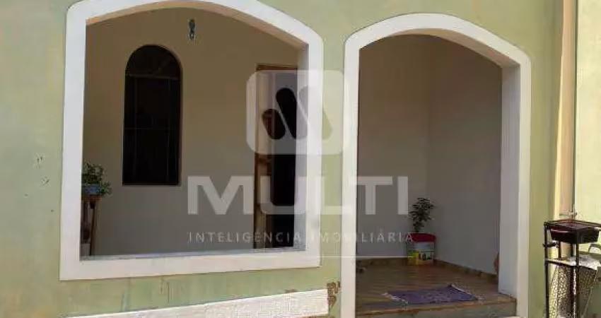 Casa com 3 quartos à venda na Cidade Jardim, Uberlândia 