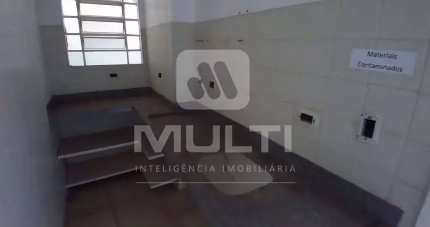Apartamento com 5 quartos à venda no Centro, Uberlândia 