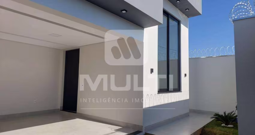 Casa com 3 quartos à venda no Jardim Auroras, Uberlândia 