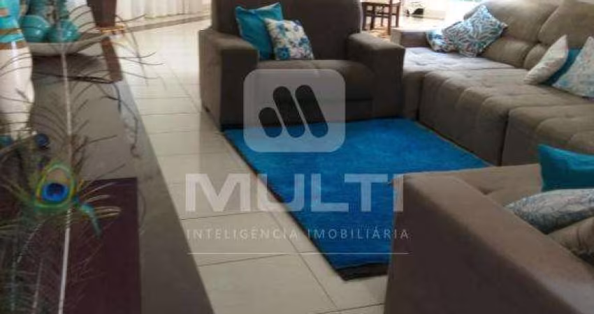 Chácara / sítio com 4 quartos à venda no Morada do Sol, Uberlândia 