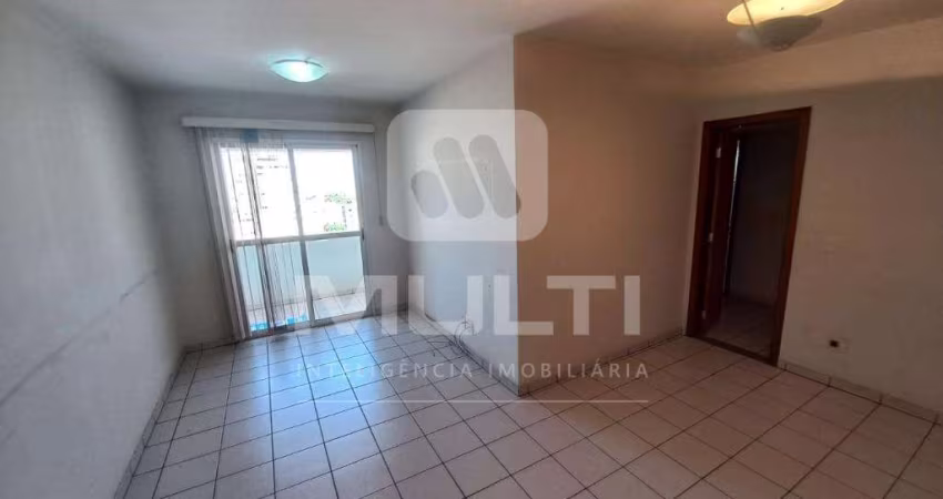 Apartamento com 3 quartos para alugar no Martins, Uberlândia 