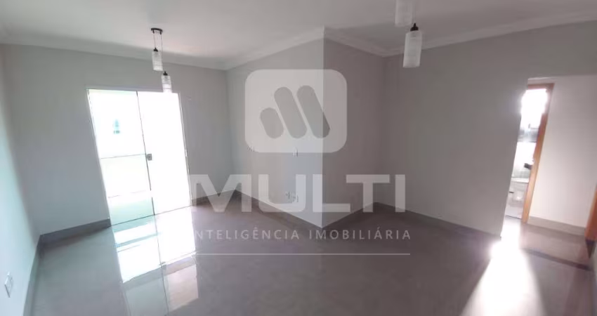 Apartamento com 3 quartos para alugar no Brasil, Uberlândia 
