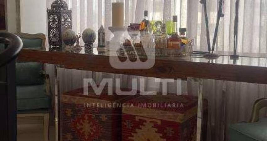 Cobertura com 3 quartos à venda no Centro, Uberlândia 