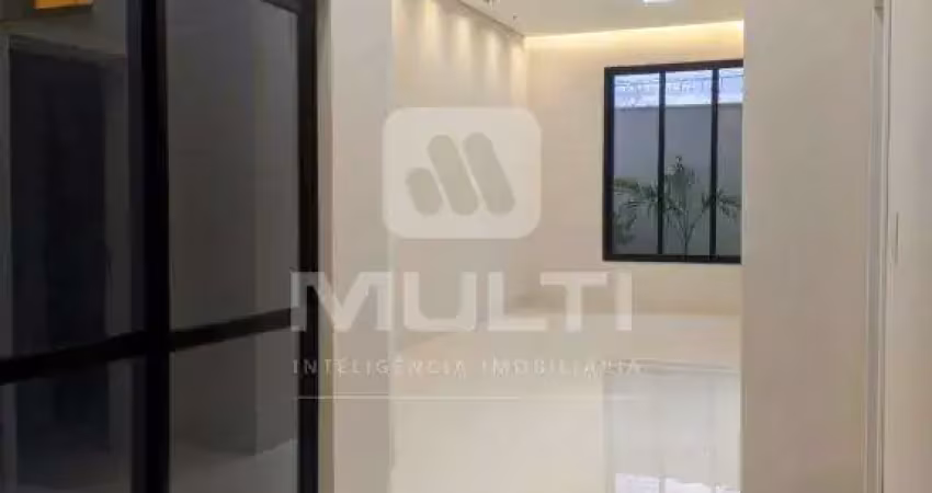 Casa com 3 quartos à venda em Laranjeiras, Uberlândia 
