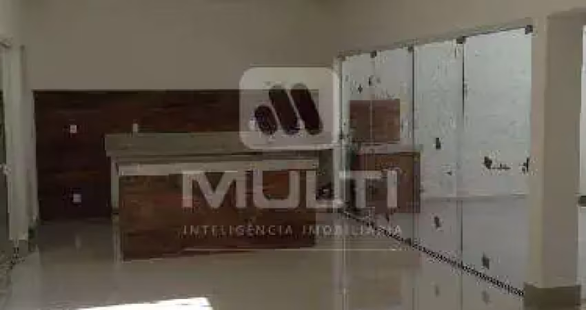 Casa com 3 quartos à venda no Jardim Karaíba, Uberlândia 