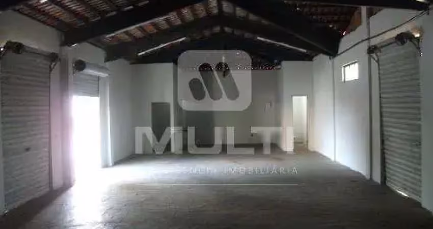 Barracão / Galpão / Depósito à venda no Santa Mônica, Uberlândia 
