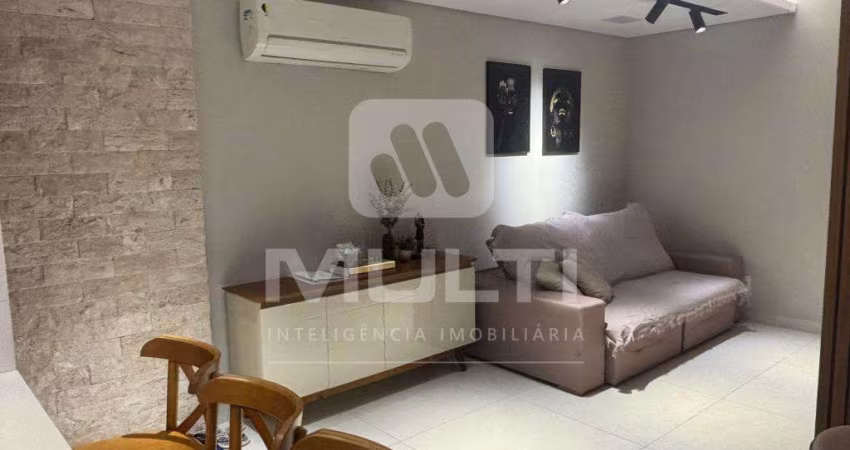 Apartamento com 3 quartos à venda no Morada da Colina, Uberlândia 