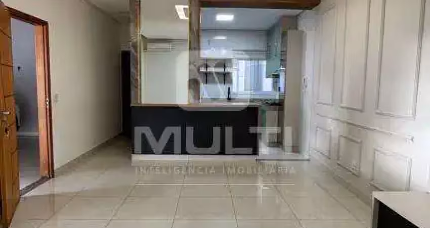 Casa em condomínio fechado com 3 quartos à venda no Alto Umuarama, Uberlândia 