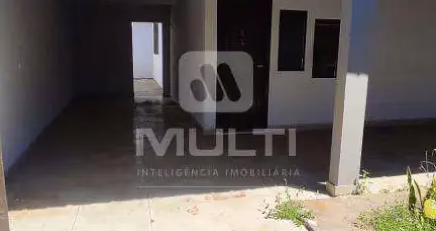 Casa com 4 quartos à venda no Jardim Patrícia, Uberlândia 