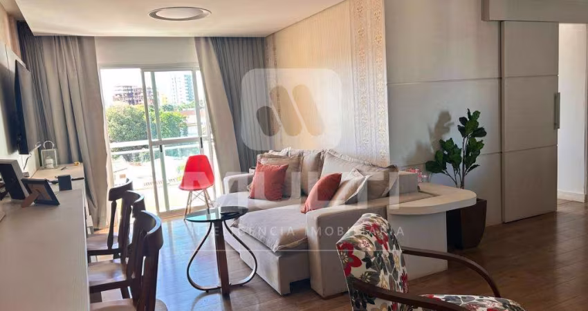 Apartamento com 3 quartos à venda em Saraiva, Uberlândia 