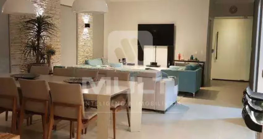 Casa em condomínio fechado com 4 quartos à venda no Santa Mônica, Uberlândia 