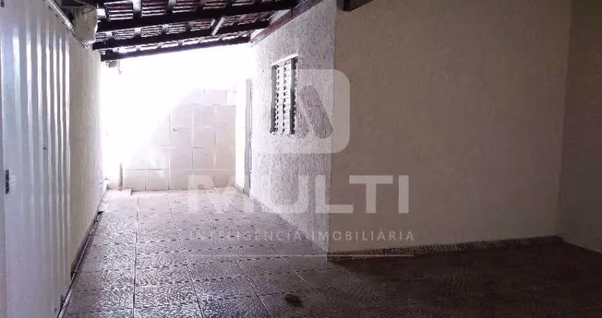 Casa com 3 quartos à venda no Planalto, Uberlândia 