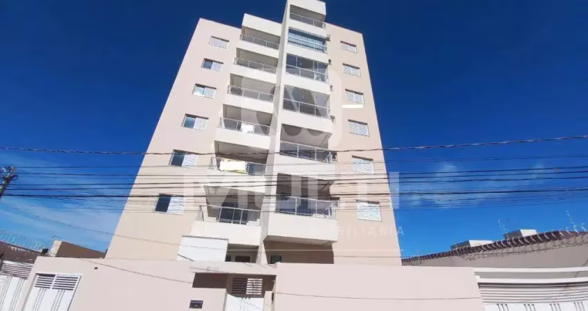 Apartamento com 2 quartos para alugar no Lidice, Uberlândia 