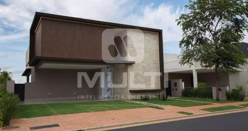 Casa em condomínio fechado com 3 quartos à venda no Alphaville, Uberlândia 