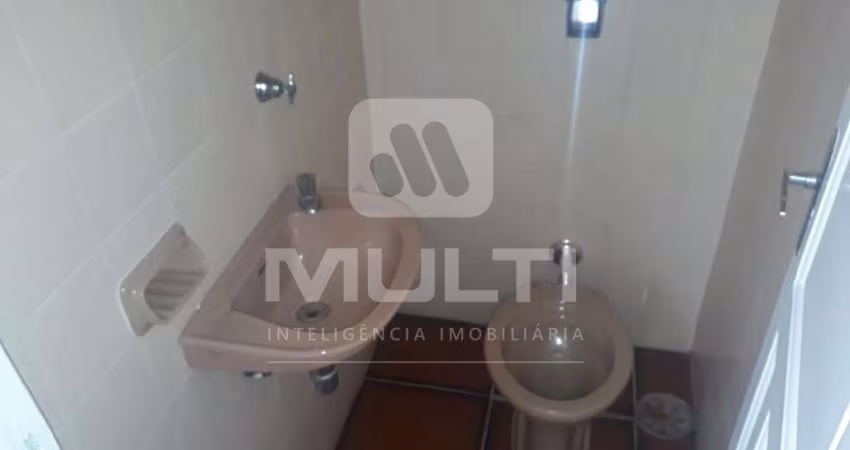 Casa comercial para alugar no Martins, Uberlândia 