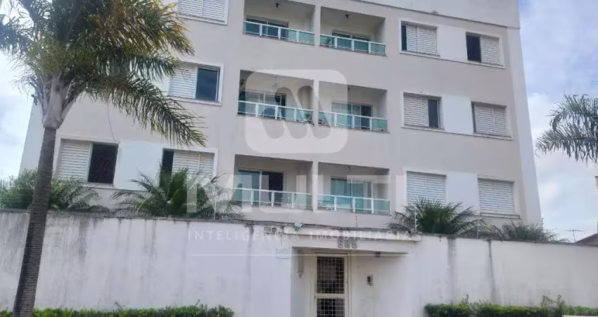 Apartamento com 3 quartos para alugar no Santa Mônica, Uberlândia 