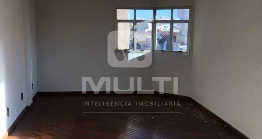 Apartamento com 3 quartos para alugar no Santa Mônica, Uberlândia 