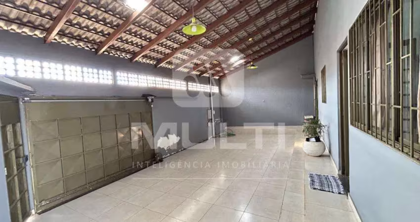Casa com 2 quartos à venda no Pacaembu, Uberlândia 