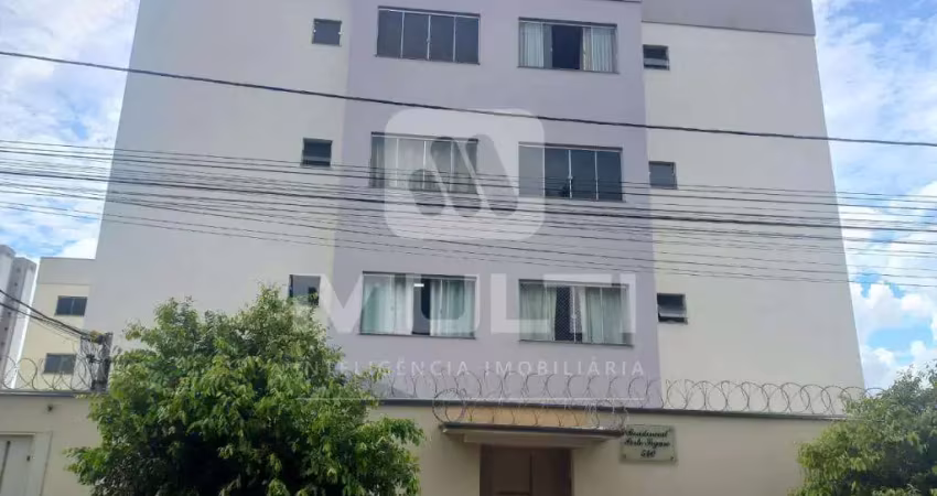 Apartamento com 2 quartos para alugar no Jardim Patrícia, Uberlândia 