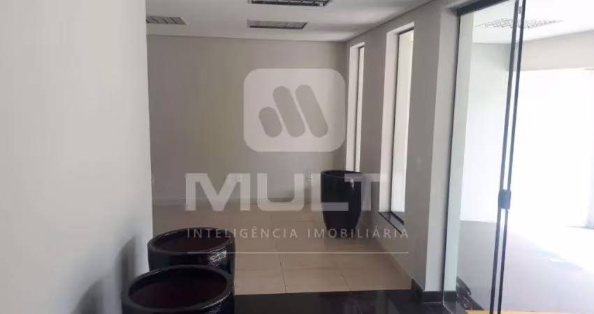 Prédio para alugar em Saraiva, Uberlândia 