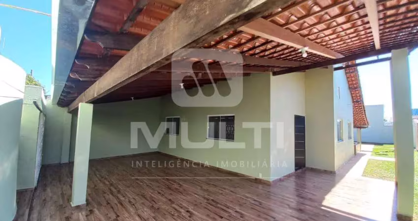 Casa com 3 quartos para alugar no Jardim Ipanema I, Uberlândia 