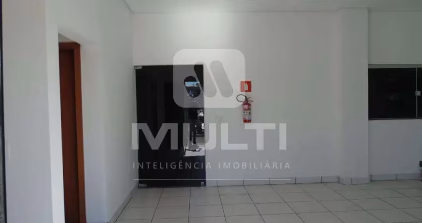 Barracão / Galpão / Depósito para alugar no Marta Helena, Uberlândia 
