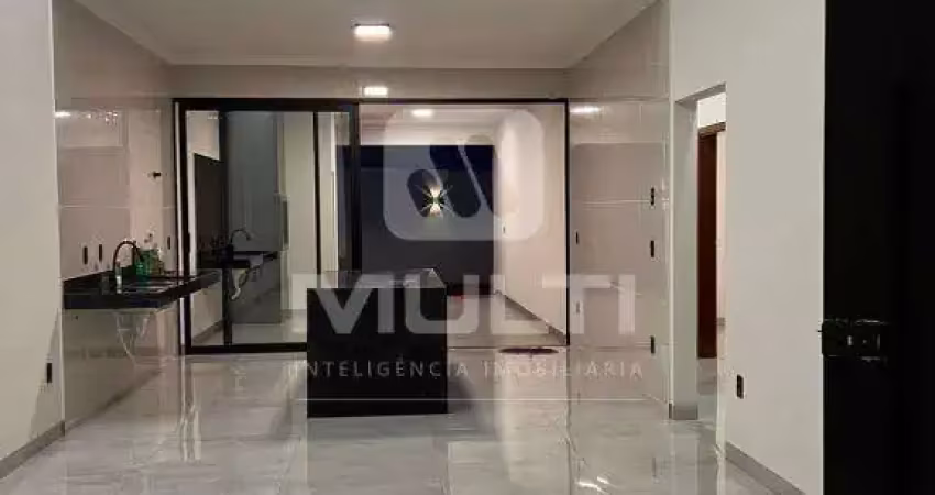 Casa com 3 quartos para alugar no Alto Umuarama, Uberlândia 
