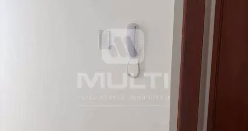 Apartamento com 2 quartos para alugar no Chácaras Tubalina, Uberlândia 