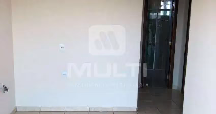 Apartamento com 2 quartos para alugar no Tubalina, Uberlândia 