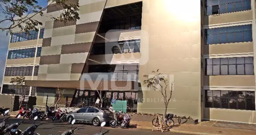 Prédio para alugar no Granja Marileusa, Uberlândia 