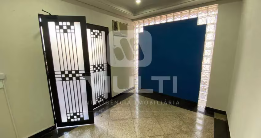 Casa comercial para alugar no Martins, Uberlândia 