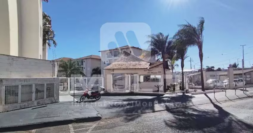 Apartamento com 2 quartos para alugar no Alto Umuarama, Uberlândia 