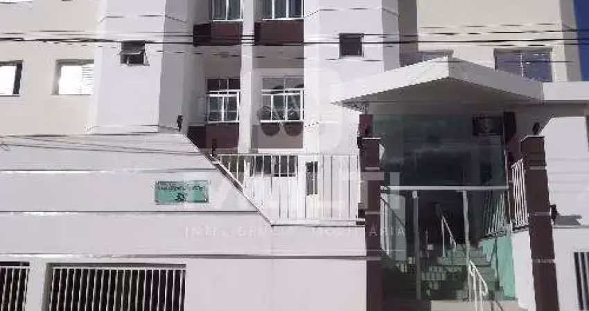 Apartamento com 3 quartos para alugar no Copacabana, Uberlândia 