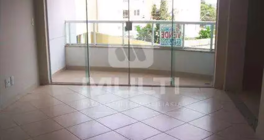 Apartamento com 3 quartos para alugar no Copacabana, Uberlândia 