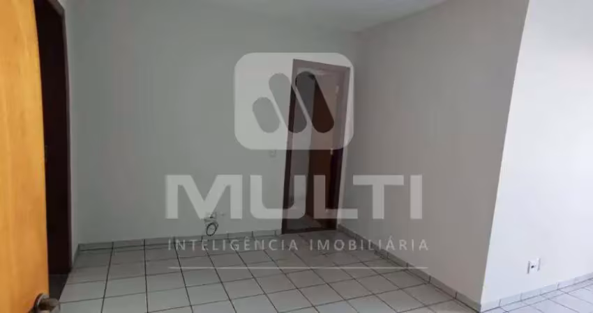 Apartamento com 3 quartos para alugar no Martins, Uberlândia 