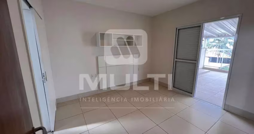 Casa com 3 quartos à venda no Jardim Karaíba, Uberlândia 