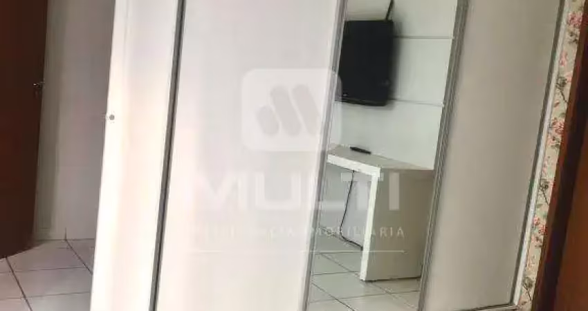 Casa com 3 quartos à venda no Jardim Patrícia, Uberlândia 