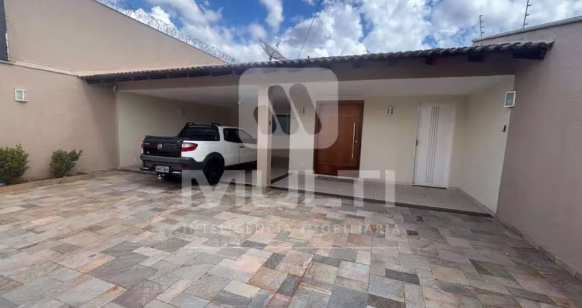 Casa com 4 quartos à venda no Brasil, Uberlândia 