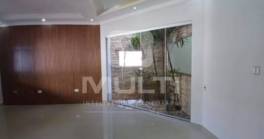 Casa com 4 quartos à venda no Jardim Botânico, Uberlândia 