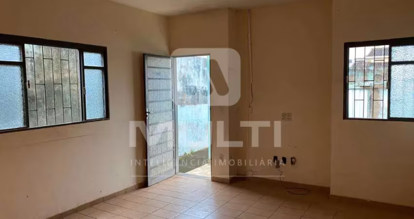 Casa com 3 quartos à venda no Santa Mônica, Uberlândia 