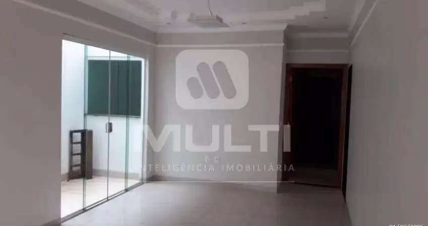Casa com 4 quartos à venda na Cidade Jardim, Uberlândia 