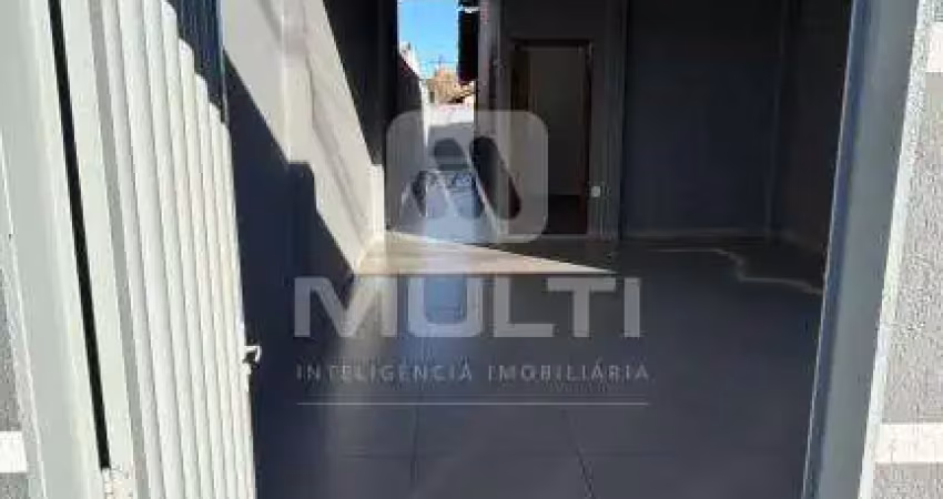 Casa com 3 quartos à venda no Jardim Holanda, Uberlândia 