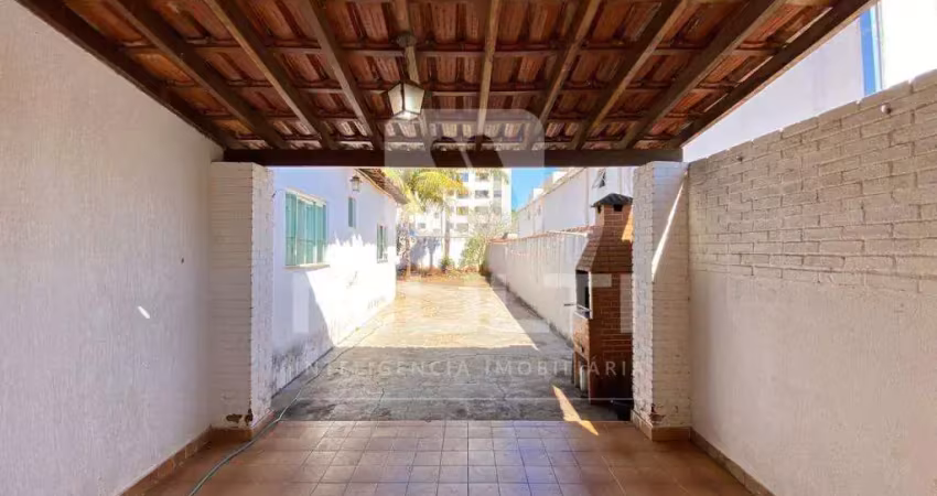 Casa com 2 quartos à venda no Copacabana, Uberlândia 