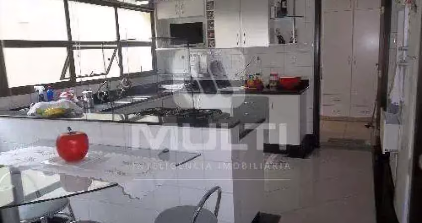 Casa com 3 quartos à venda no Umuarama, Uberlândia 
