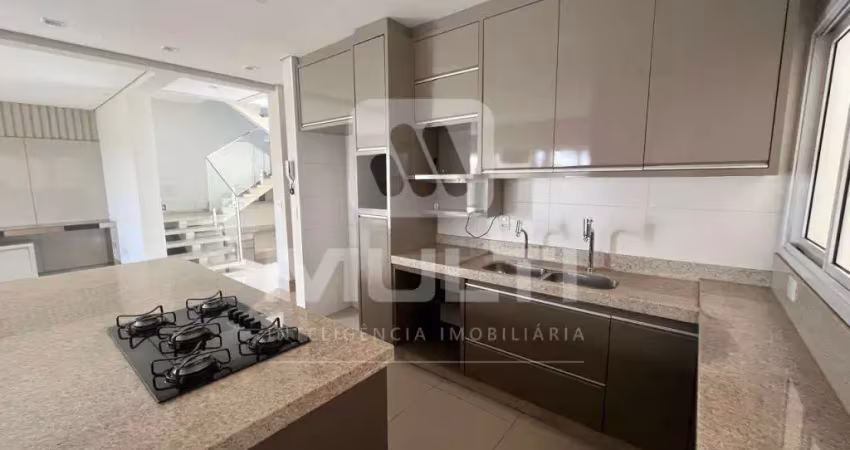 Casa em condomínio fechado com 4 quartos para alugar no Granja Marileusa, Uberlândia 