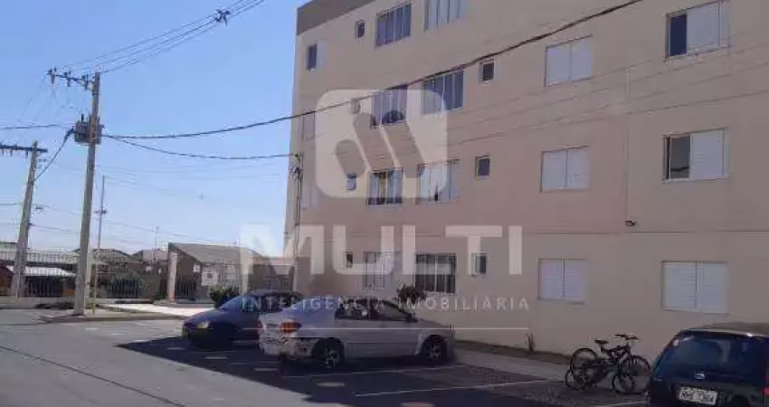 Apartamento com 2 quartos para alugar no Residencial Pequis, Uberlândia 