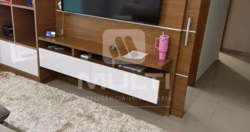 Apartamento com 3 quartos à venda no Novo Mundo, Uberlândia 