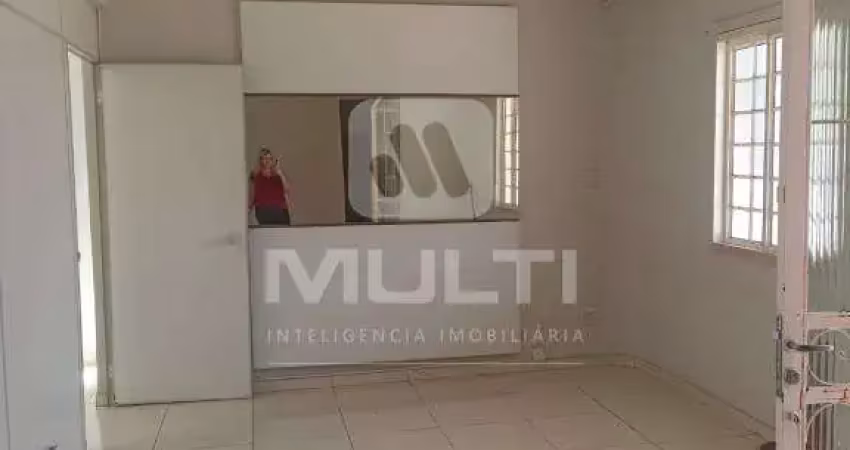 Casa comercial para alugar no Santa Mônica, Uberlândia 